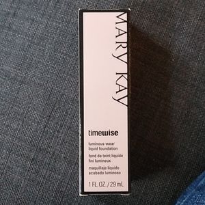Mary Kay Timewise Foundation Ivory 2